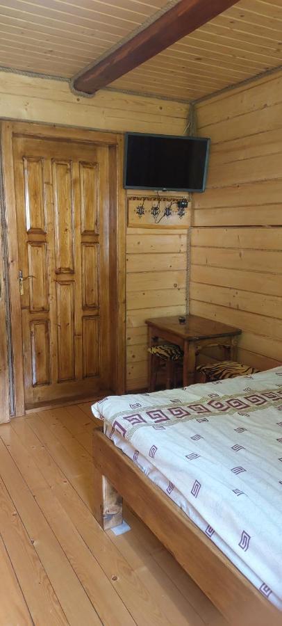 Крайня Хата Hotel Synevyrsʼka Polyana Екстериор снимка